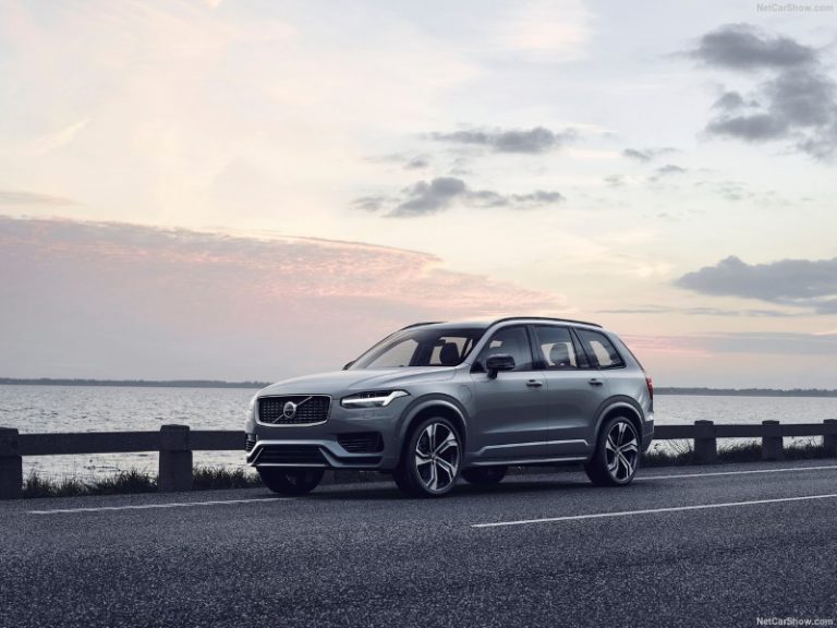 Middellewe mooimaakkuur vir Gothenburg se XC90 bring nuwe tegnotruuks