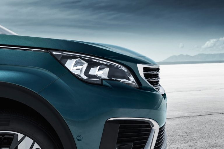 French invasion – Peugeot roars again