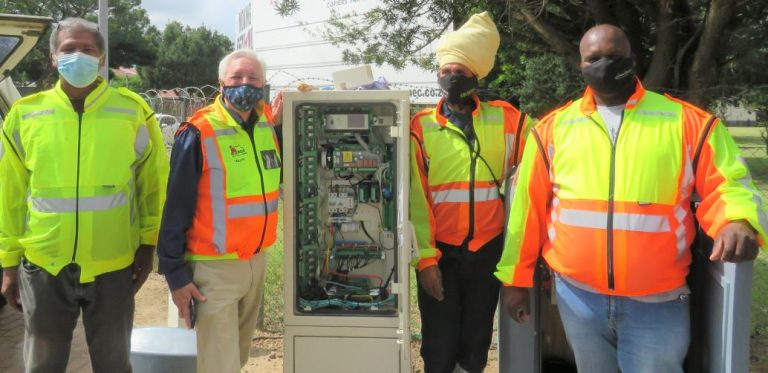 TRAFFIC LIGHTS AT 40 MAJOR ROADS INTERSECTIONS ARE NOW POWERED DURING TIMES OF POWER OUTAGES