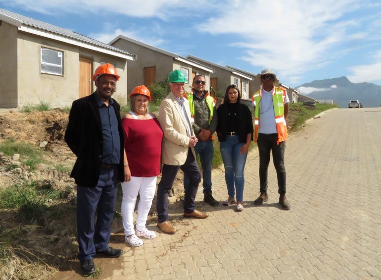 Mayor delighted to see progress of the Metro Housing project